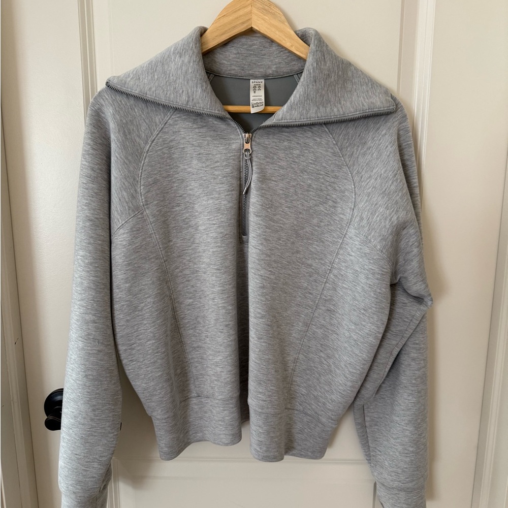 SPANX women’s  Zip-Up Gray Sweater
Size medium